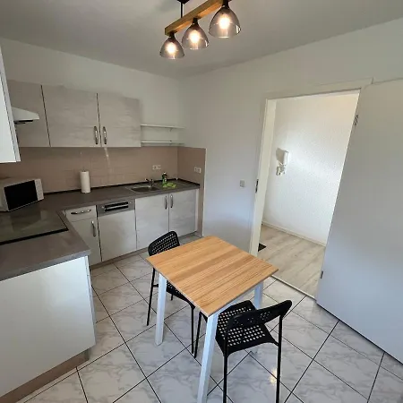 Legro Monteurs Geistalstr 67a Eg Links Apartment